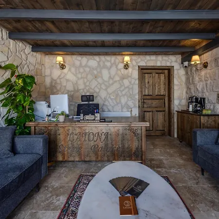 Latona Stone Palace מלון *