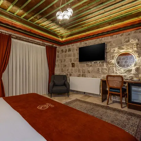 מלון Latona Stone Palace *