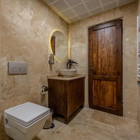 מלון Latona Stone Palace גורמה