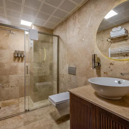 Latona Stone Palace Hotel