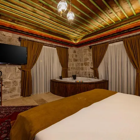 Latona Stone Palace Hotel Göreme