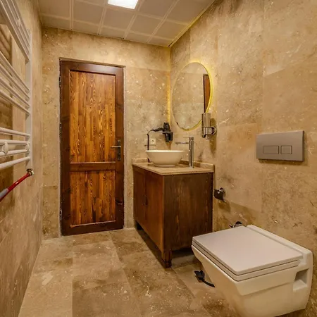 מלון Latona Stone Palace