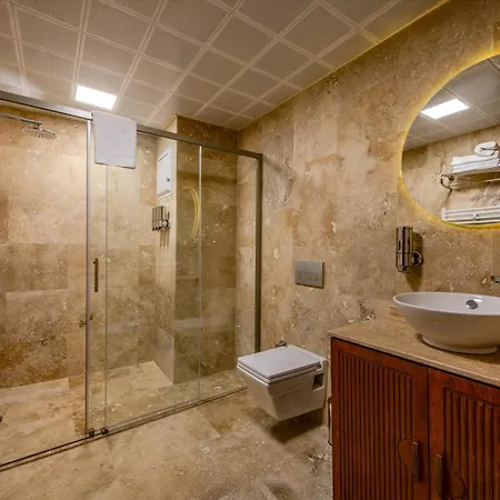 Hotel Latona Stone Palace