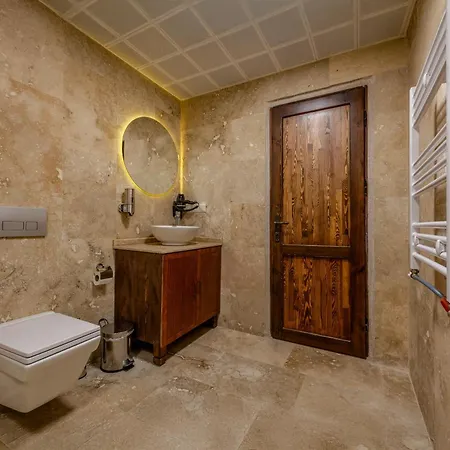 מלון Latona Stone Palace גורמה
