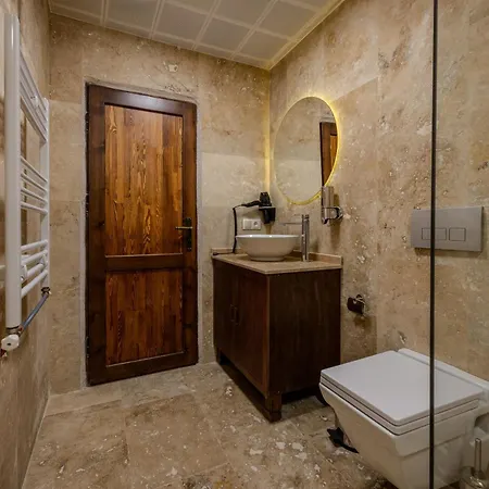 מלון Latona Stone Palace *