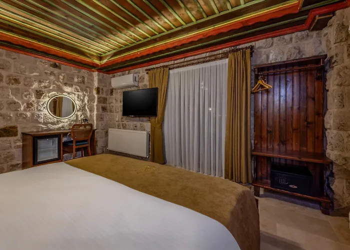 Latona Stone Palace * Goreme