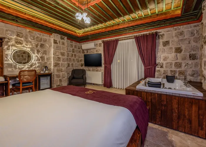 Latona Stone Palace Hotel Göreme