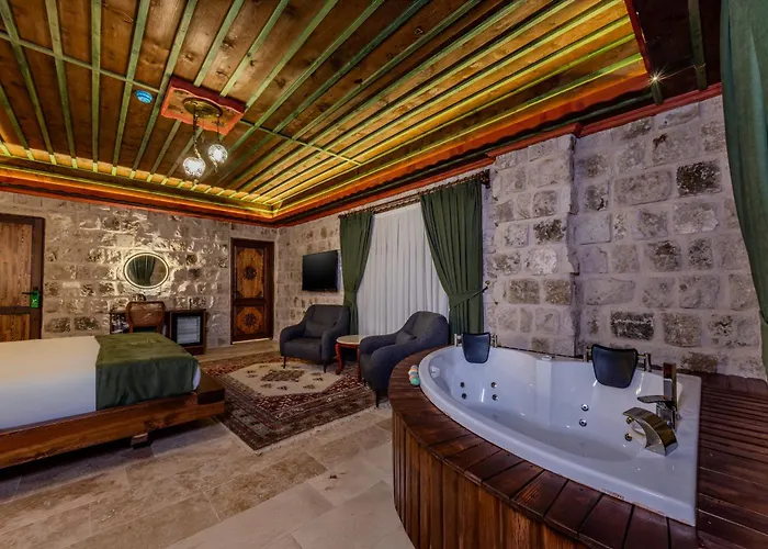 Latona Stone Palace *