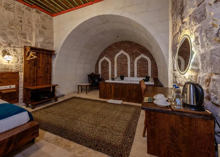 Latona Stone Palace Hotel